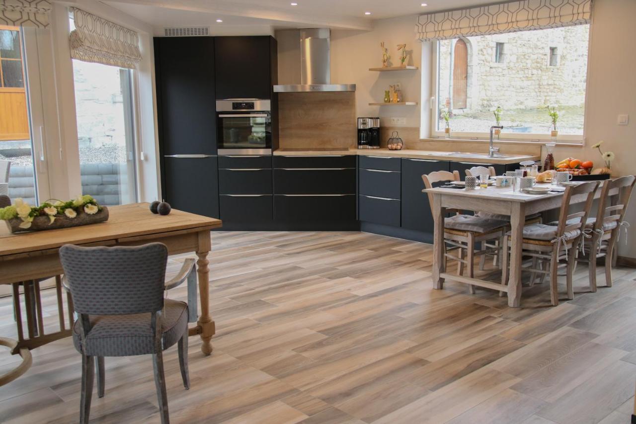 La Petite Maison Dans La Cour Stave Ngoại thất bức ảnh